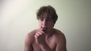 Prettiboiflacko  26-07-2021 video toys